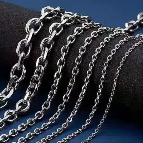 Colliers intemporels pour un style moderne